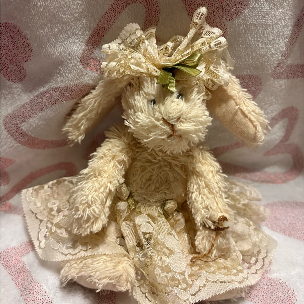 5/$20
(Vintage Lola Showgirl Rabbit)